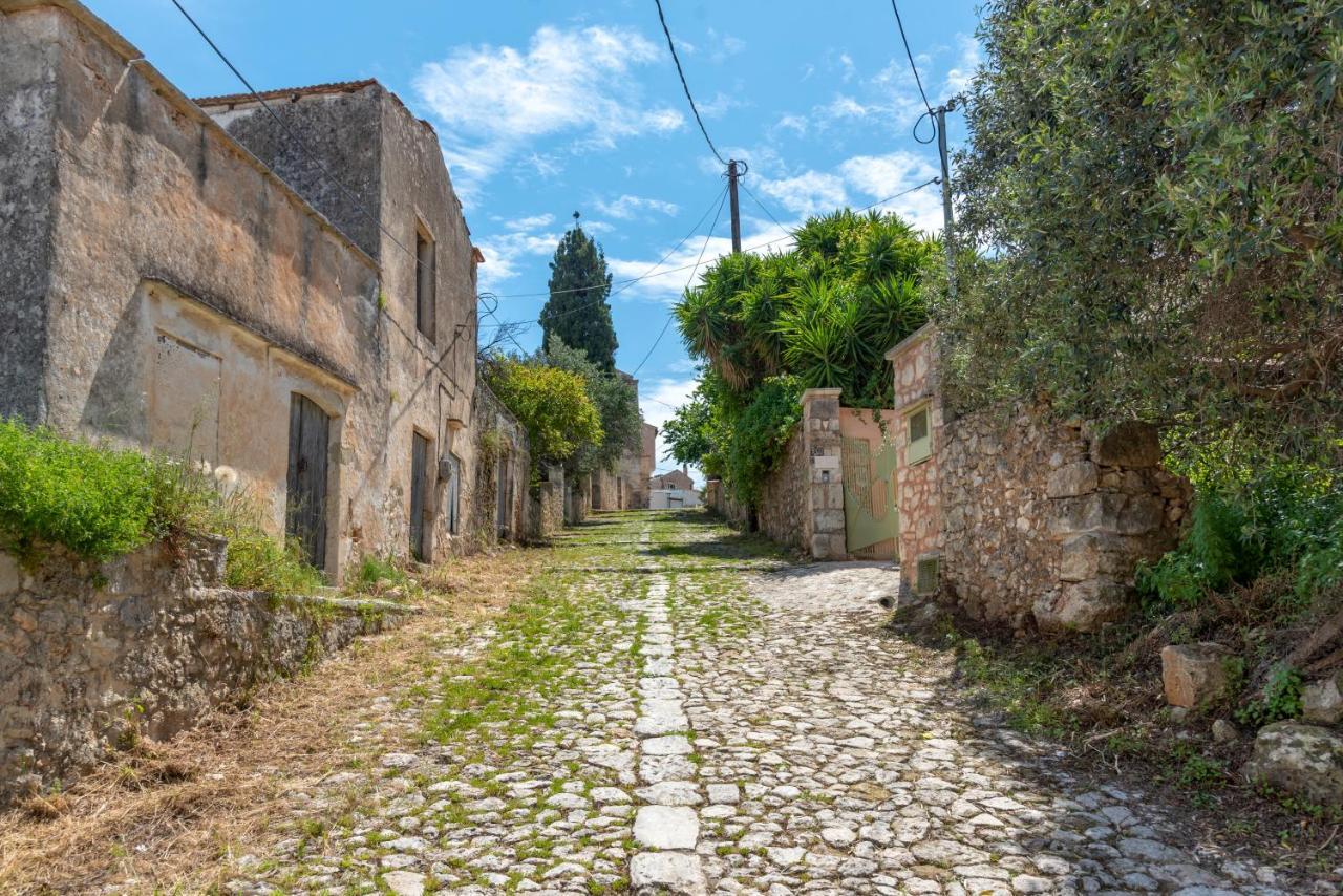 Argoulides Traditional Appartments Chania  Bagian luar foto
